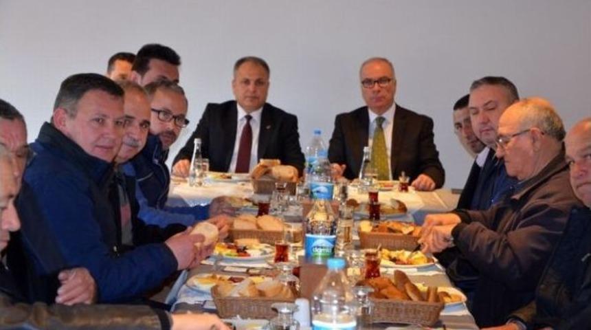 Başkan Hacı Taksicilerle Kahvaltıda Buluştu