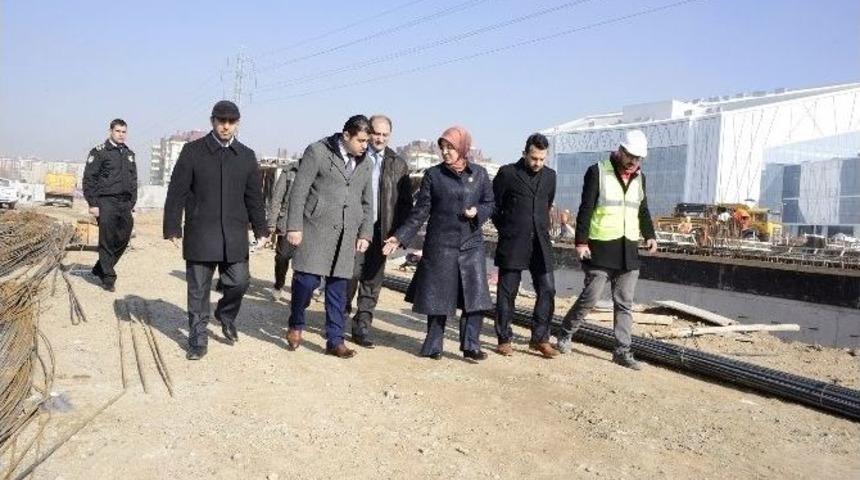 Başkan Toru Sosyal Tesis Ve Ticaret Merkezi İnşaatınını İnceledi