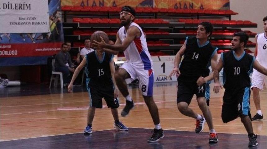 &Ouml;zel Sporcular Birinci B&ouml;lge Basketbol Şampiyonası Sona Erdi