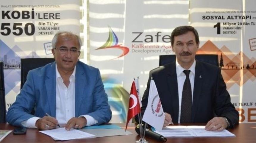 Tavşanlı Buz Pistine Kavuşuyor