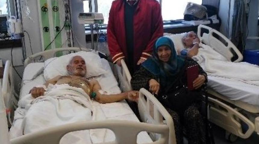 63 Yıllık Evlilik Yoğun Bakımda Resmileşti