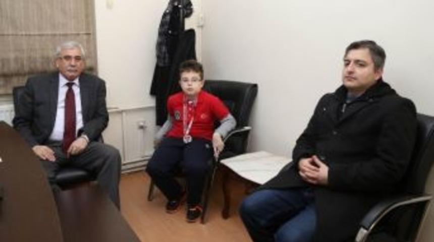 T&uuml;rkiye &Uuml;&ccedil;&uuml;nc&uuml;s&uuml;nden Gider&rsquo;e Ziyaret