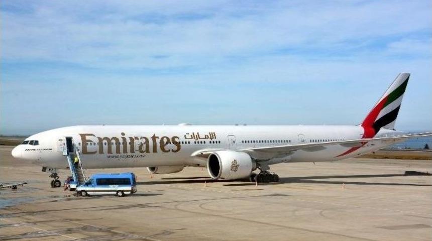 Emirates U&ccedil;ağı Trabzon&rsquo;a Acil İniş Yaptı