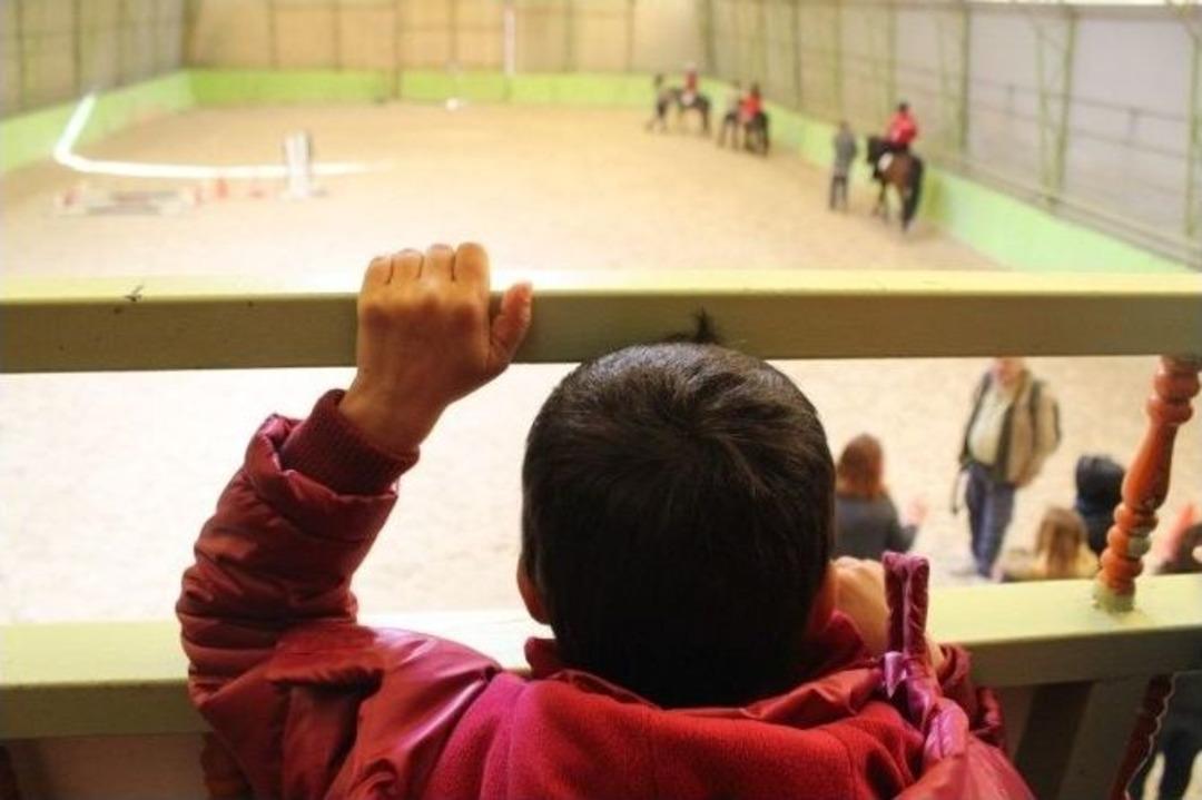 Kimsesiz &Ccedil;ocuklara Ata Binme Etkinliği