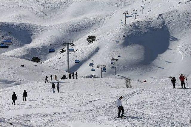 Büyükşehir Belediyesi’nden Kar Şenliğine Davet