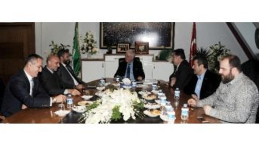 Bursaspor&rsquo;un Eski Kaptanından Loca Desteği