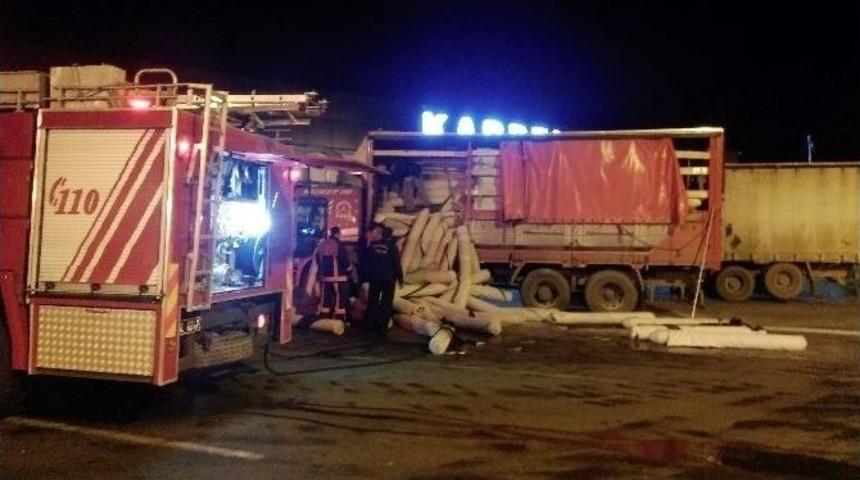 (&ouml;zel Haber) Servis Elemanının Dikkati Yangını &Ouml;nledi