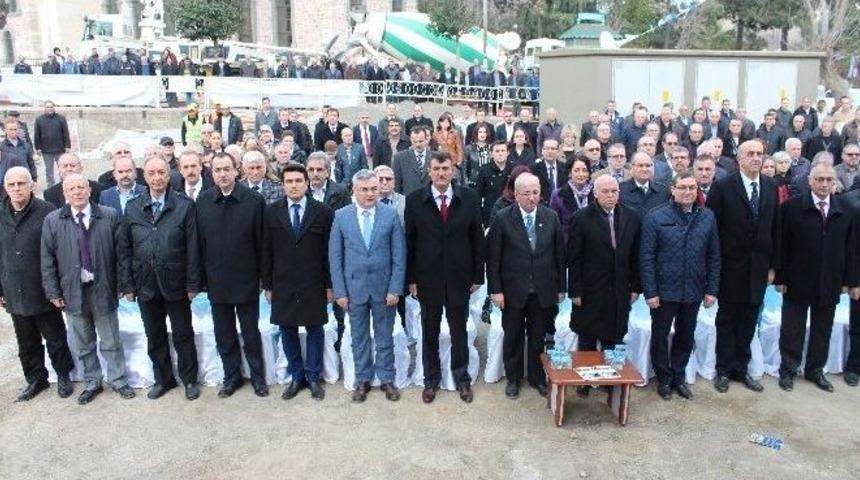 R&uuml;stempaşa Bedesteni &Ccedil;evre Ve Meydan D&uuml;zenlenmesi Temel Atma T&ouml;reni