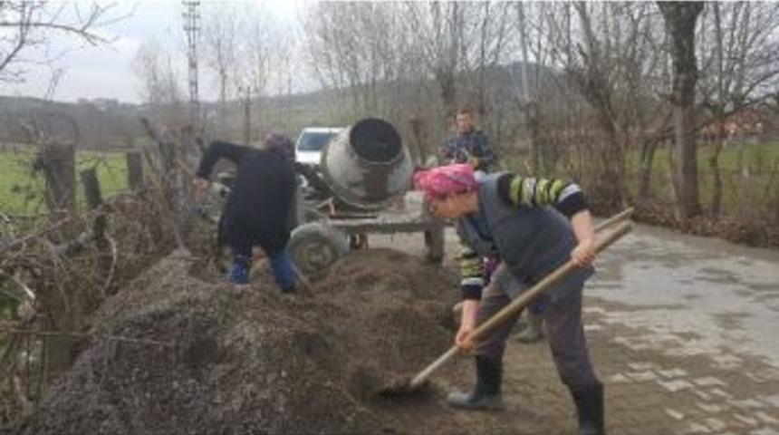 Kadın İşçilerden Alt Yapı Çalışmalarına Destek