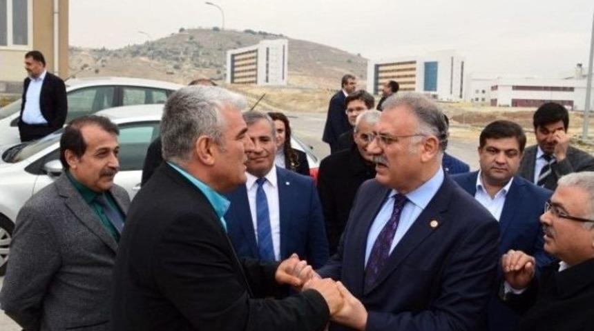 Ak Parti Gaziantep Milletvekili Y&uuml;ksel&rsquo;den Nizip Eğitim Fak&uuml;ltesi&rsquo;ne Ziyaret