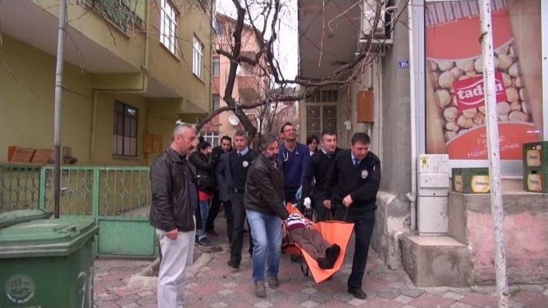 Mutfak T&uuml;p&uuml;n&uuml; A&ccedil;arak İntihara Kalkıştı