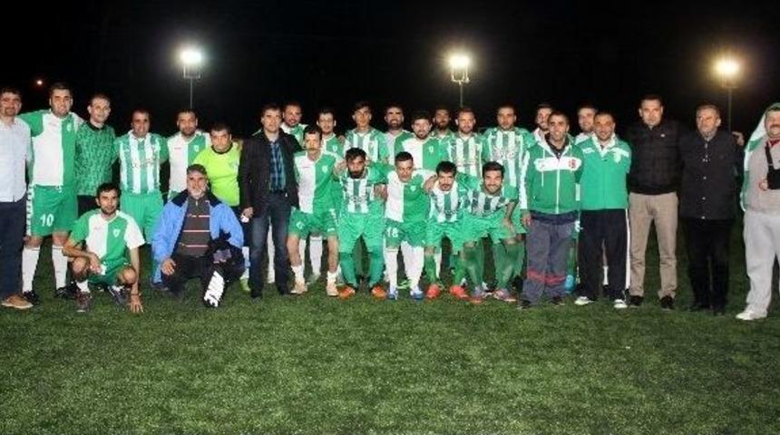 48 Gen&ccedil;lik Ve Asi Tayfa&rsquo;dan &Ouml;rnek Davranış