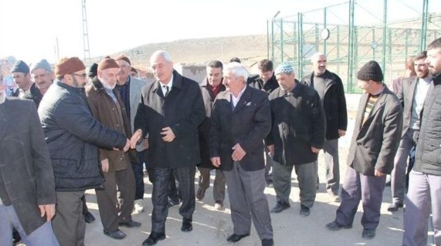 İncesu Belediye Başkanı Zekeriya Karayol Şeyhşaban Mahallesi Sosyal Tesisinin A&ccedil;ılışını Yaptı