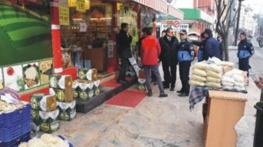 D&uuml;zce&rsquo;de Kaldırım İşgaline İzin Verilmeyecek