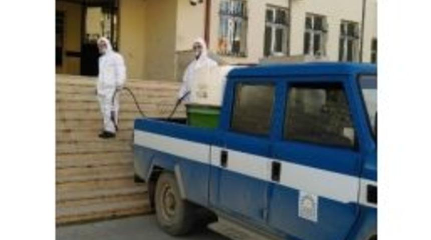 Okullarda İla&ccedil;lama &Ccedil;alışmaları Yapılıyor