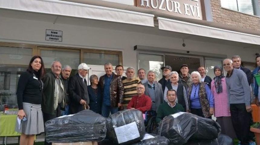 Yaşlılardan "adını Bilmedikleri Yiğitlere" Mektup, Bere Ve Eldiven