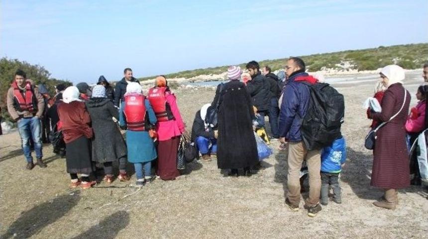 Didim&rsquo;de G&ouml;&ccedil;menlerin Bıraktıkları Eşyalar Belediye Tarafından İmha Ediliyor