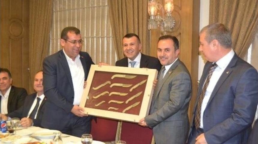 Dost Meclisi Toplantısı