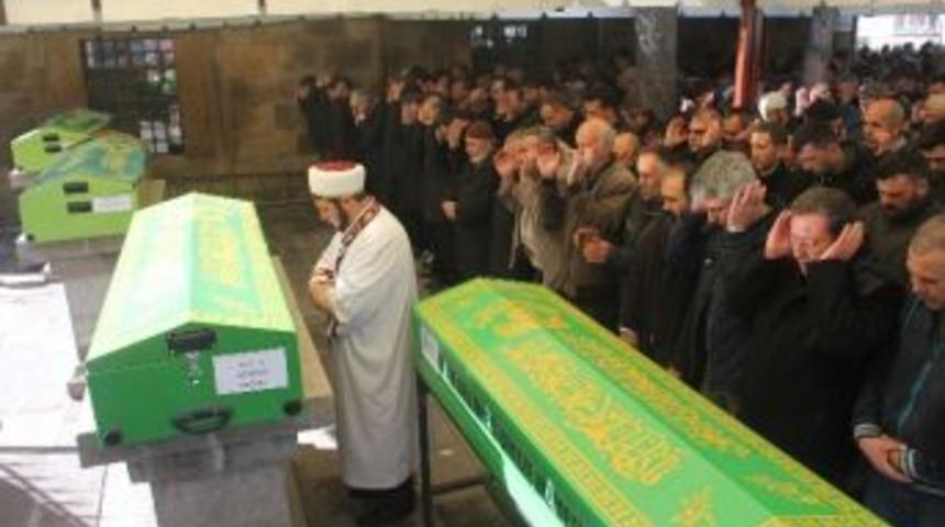 Şehit Kenan Erdem&rsquo;in Babası Hayatını Kaybetti