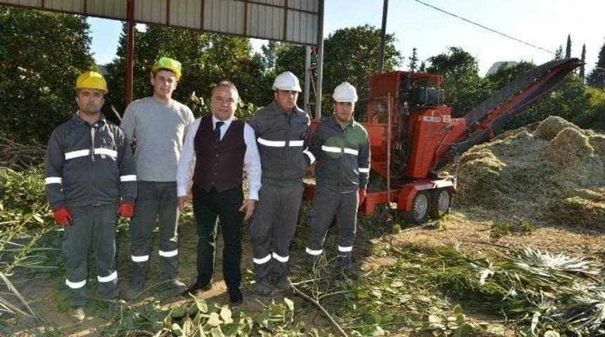 Konyaaltı, Ağaç Ve Bitki Atıklarını Ekonomiye Geri Kazandırıyor