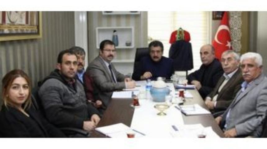 Cihanbeyli&rsquo;de Yapılacak Yollar Konuşuldu