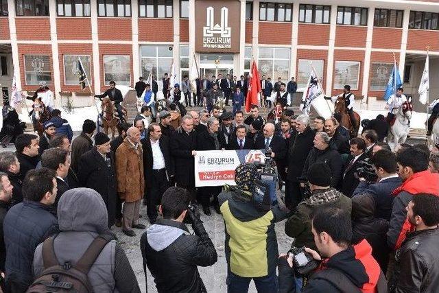 Büyükşehir, Cirit Kulüplerine De Sahip Çıktı