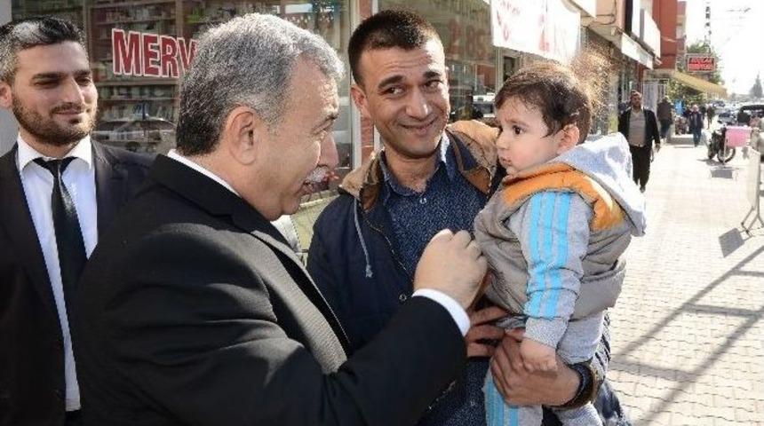 Vali B&uuml;y&uuml;k, Esnaf Ve Vatandaşlarla Buluştu