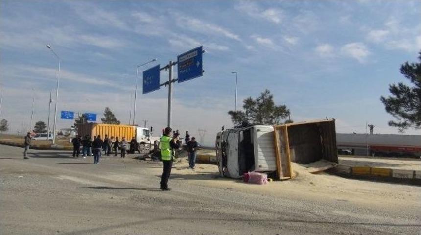 Batman&rsquo;da Trafik Kazası: 2 Yaralı