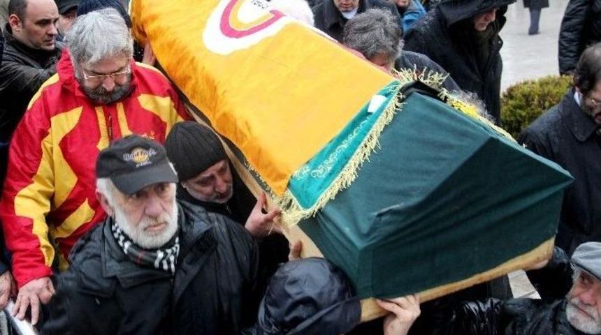 Suat Mamat Son Yolcuğuna Uğurlandı