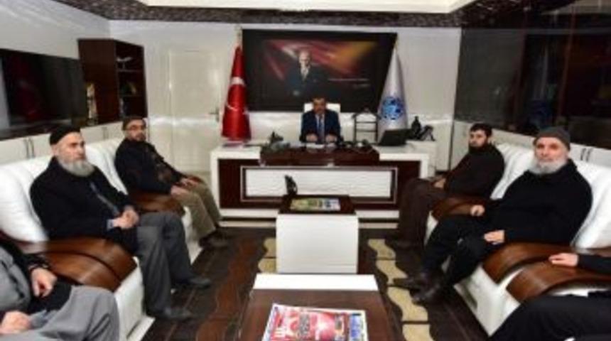 Semerkant Vakfı Malatya G&ouml;n&uuml;ll&uuml;leri Derneği, G&uuml;rkan&rsquo;ı Ziyaret Etti