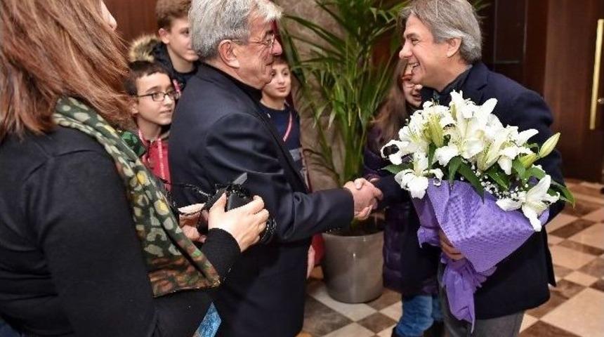 Teog Sınavında Başarılı Olan &Ouml;ğrencilere İstanbul Gezisi