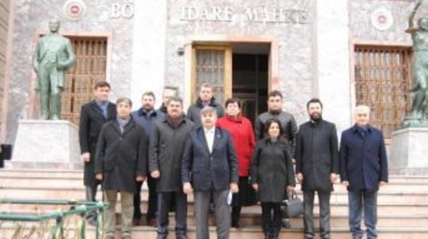 Ak Parti&rsquo;lilerden Tepebaşı Meclis Kararına Su&ccedil; Duyurusu