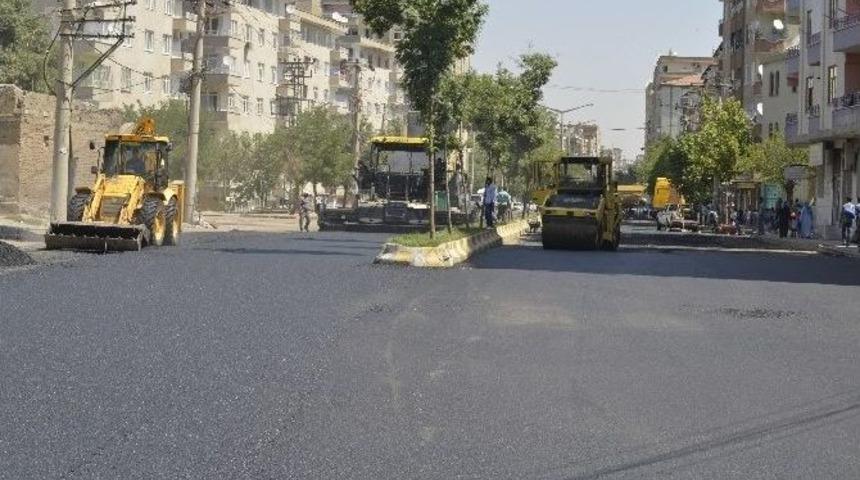 B&uuml;y&uuml;kşehir Belediyesinden Yol &Ccedil;alışmalarına 145 Milyon Yatırım