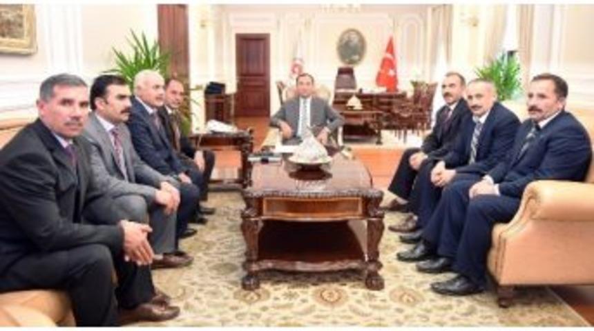 Yozgatlı Muhtarlar Adalet Bakanı Bekir Bozdağ&rsquo;ı Ziyaret Etti