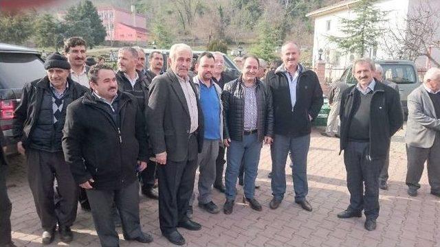 Ak Partili Milletvekili Demir, Heyelan Bölgesini İnceledi