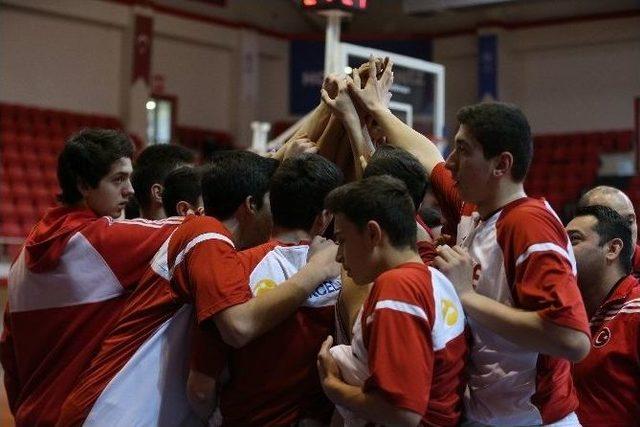 Uluslararası Yıldız Erkekler Basketbol Turnuvası