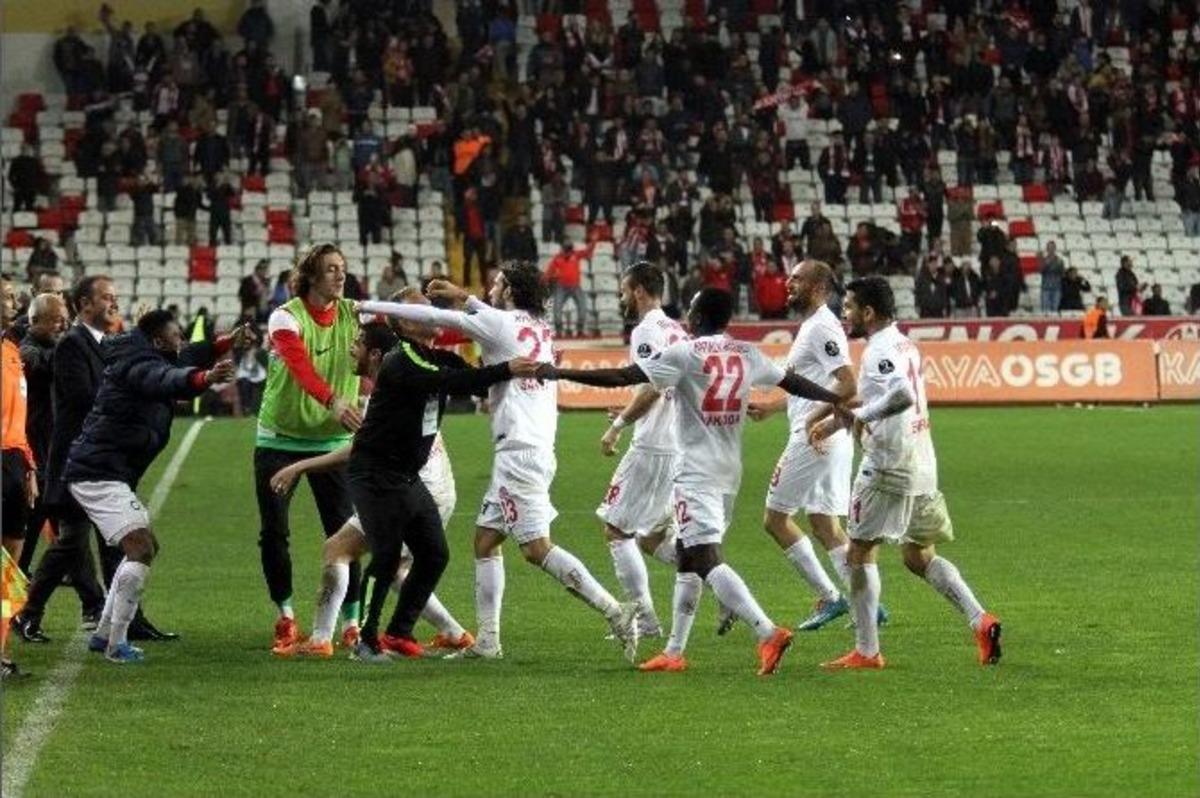 Spor Toto S&uuml;per Lig