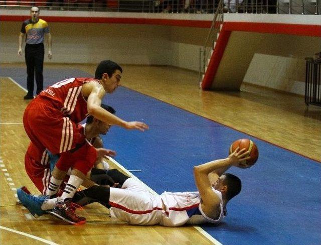 Uluslar Arası Yıldız Erkekler Basketbol Turnuvası