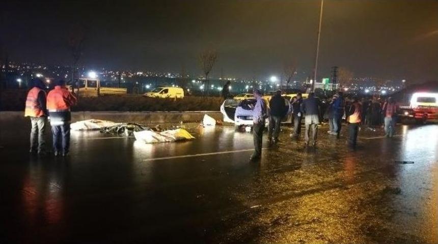 Başkent&rsquo;te Feci Trafik Kazası: 5 &Ouml;l&uuml;, 5 Yaralı