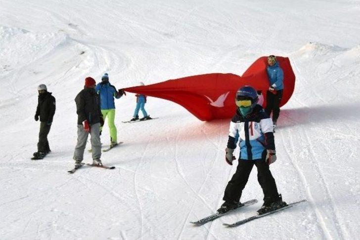 Tatillerini Kayak Yaparak Geçirdiler G1