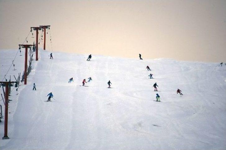 Tatillerini Kayak Yaparak Geçirdiler G3