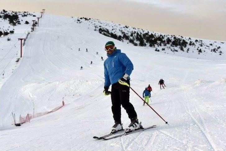 Tatillerini Kayak Yaparak Geçirdiler G4