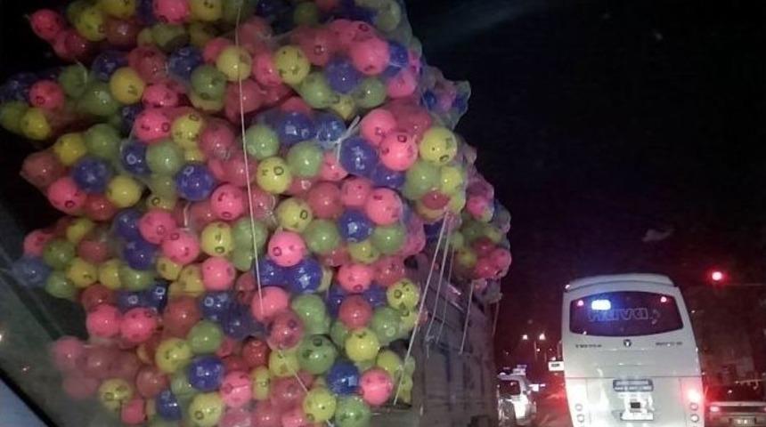 (&ouml;zel Haber) Trafikte İlgin&ccedil; G&ouml;r&uuml;nt&uuml;