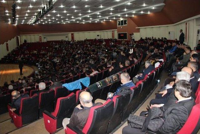 T&uuml;rkiye Gazetesi Yazarları İzmir&rsquo;de Okurlarıyla Buluştu 1