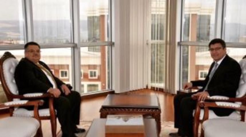 Başkan Yağcı&rsquo;dan Rekt&ouml;r Taş&rsquo;a Ziyaret