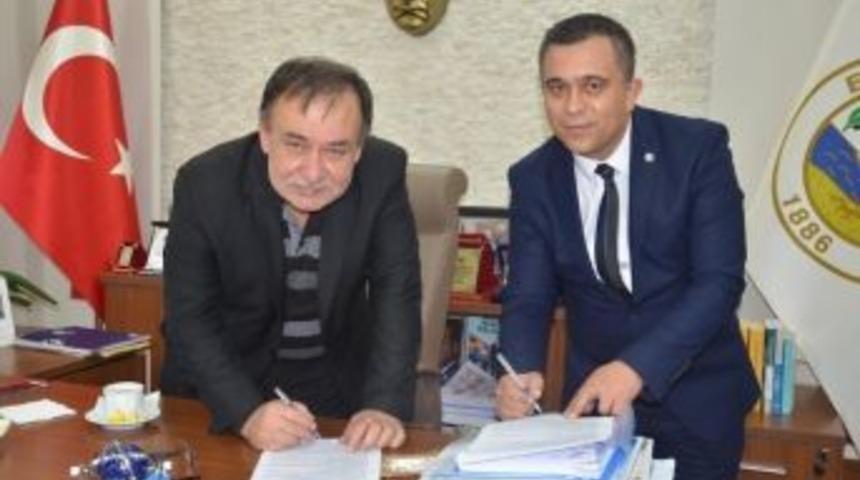 Ezine Belediyesinde Zam Sevinci