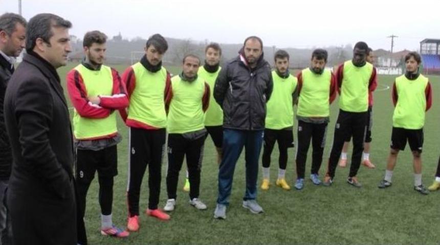 Başkan Yemenici’den Futbolculara Destek