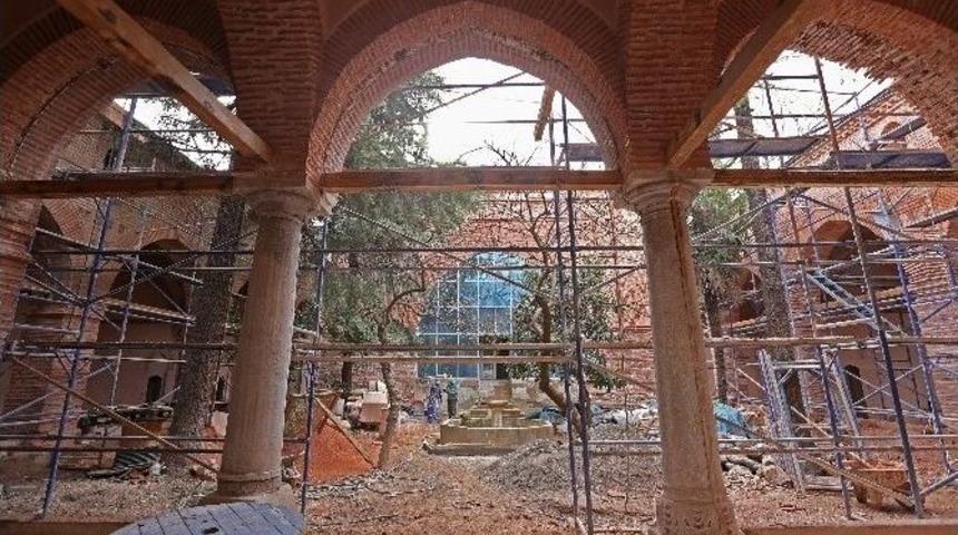 Bursa&rsquo;ya Kur&rsquo;an-ı Kerim Ve Hat M&uuml;zesi