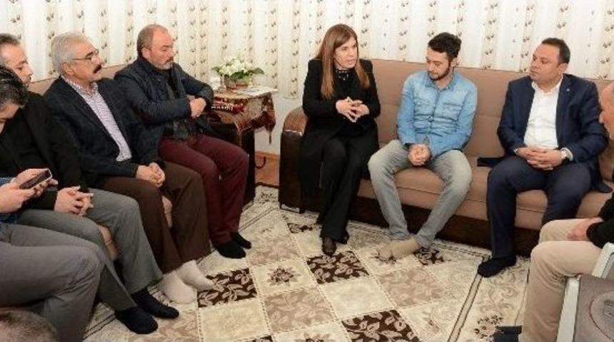 Ak Partili İnce&ouml;z&rsquo;den Yaralı Polise Ziyaret