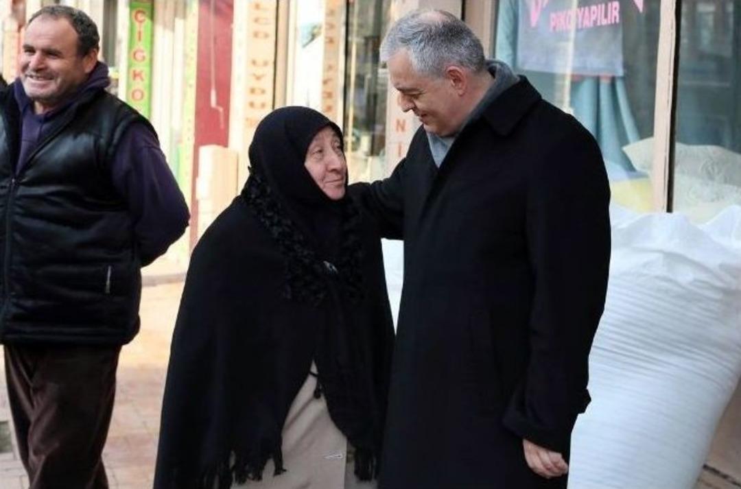 Ey&uuml;p Belediyesi Rekora Koşuyor